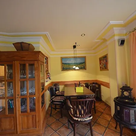 Ferienhaus-strandhafer-in-gross-zicker-halbinsel-moenchgut 度假居 *