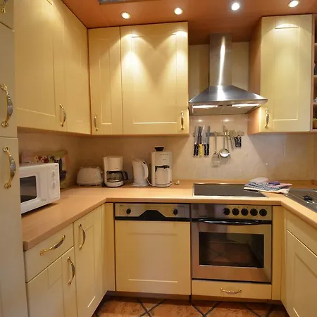 Ferienhaus-strandhafer-in-gross-zicker-halbinsel-moenchgut