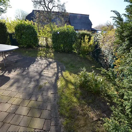 Ferienhaus-strandhafer-in-gross-zicker-halbinsel-moenchgut 度假居 Groß Zicker